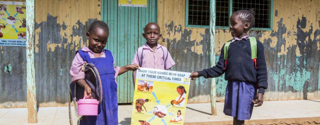 Children from Salam school learning about the importance of handwashing